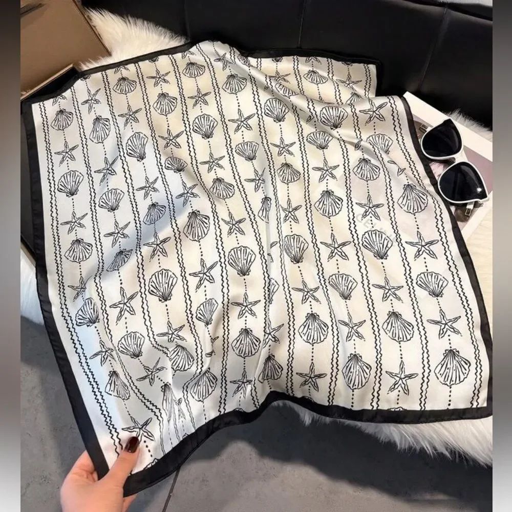 Seashell & Starfish Print Scarf A1570